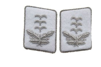 Hermann Göring Division collar tabs - Haupmann - repro