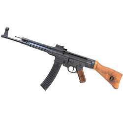 Shoei Maschinenpistole 44, MP 44 automatic rifle repro