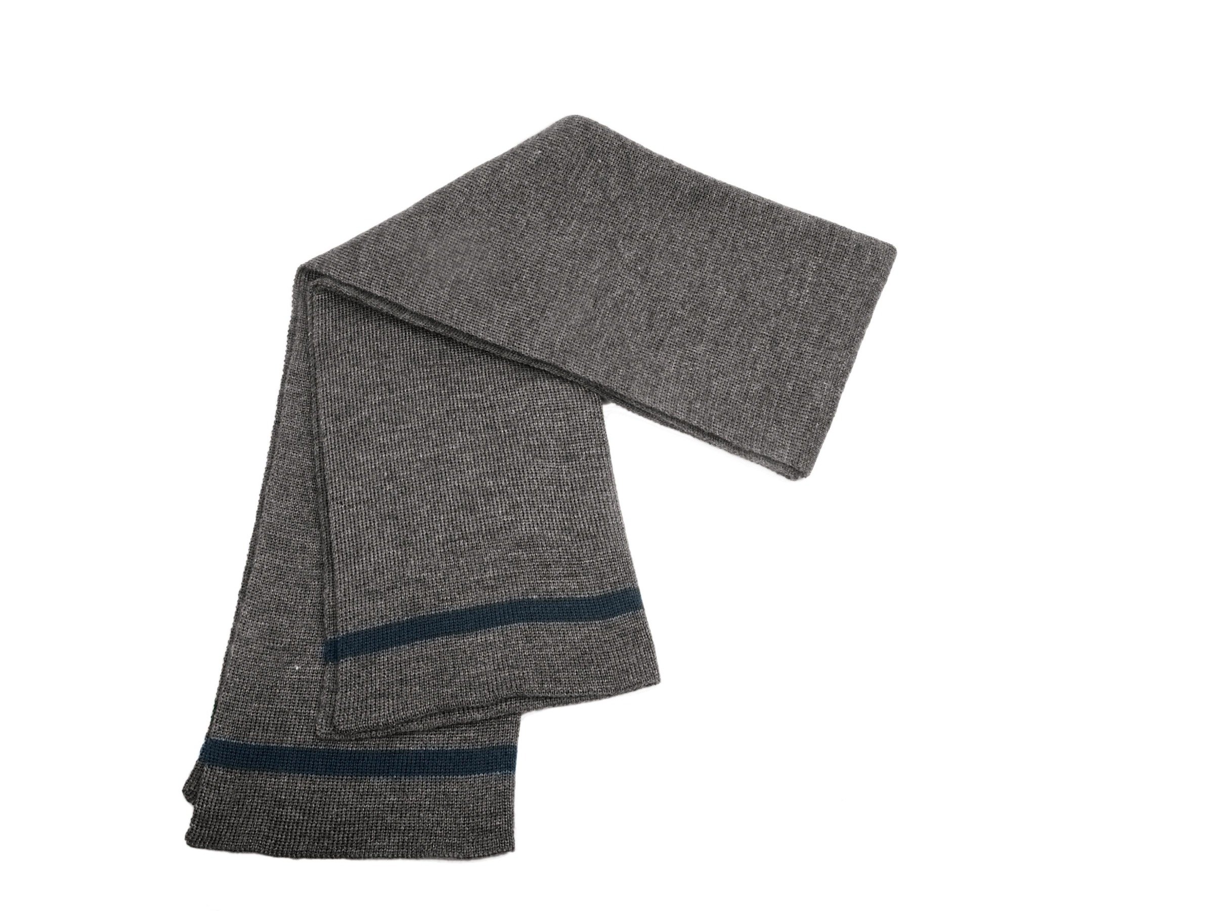 WH/SS woolen scarf with strap - surplus 8,75 € | Nestof.pl