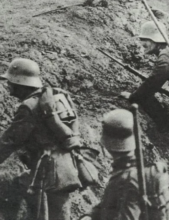 Trok prosty szyty (menażki), brązowy, okucia stalowe - replika