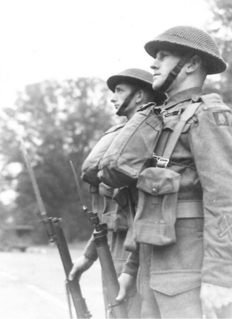 Bagnet brytyjski M1907 z pochwą - replika