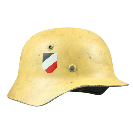 Hełm Stahlhelm M40, piaskowy (DAK) z kalkomanią WH, mocno postarzony