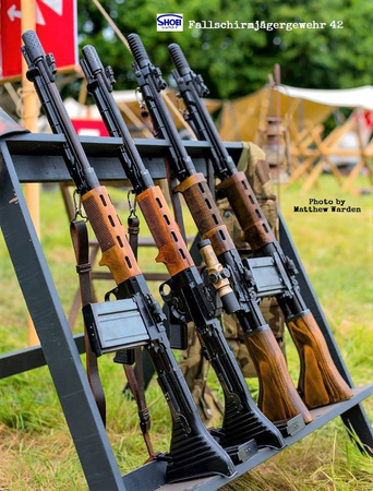 Shoei Fallshirmjägergewehr 42, replika FG 42 typ II