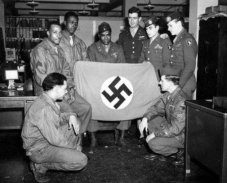 III Reich state flag, stitched version, 90 x 60 cm - repro