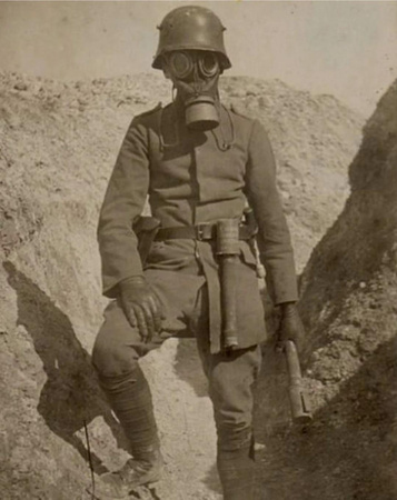 M1917 leather gas mask - repro