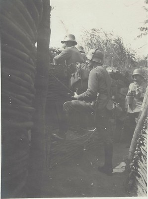 Hełm stalowy Stahlhelm M16 feldgrau z płytą