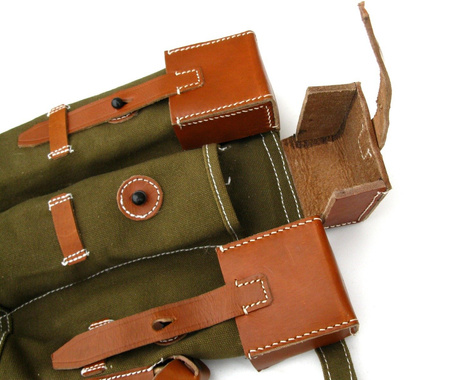 StG 44 magazine pouches with leather flaps - set - repro