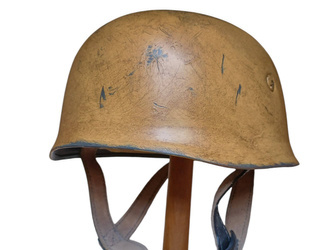 Hełm spadochronowy Stahlhelm M38 LW piaskowy, mocno postarzony