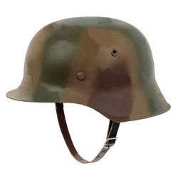 Hełm Stahlhelm M42 w kamuflażu Normandia z kalkomanią SS, lekko postarzony