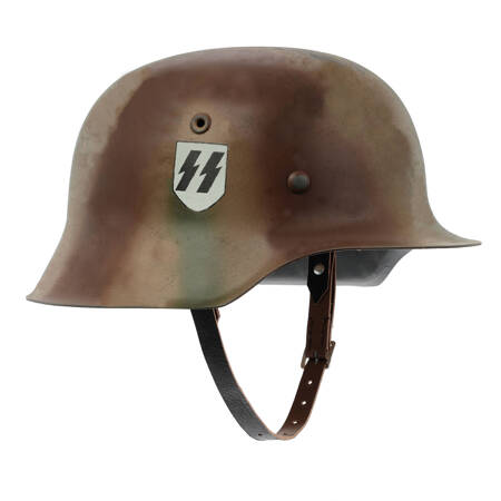 Hełm Stahlhelm M42 w kamuflażu Normandia z kalkomanią SS, lekko postarzony